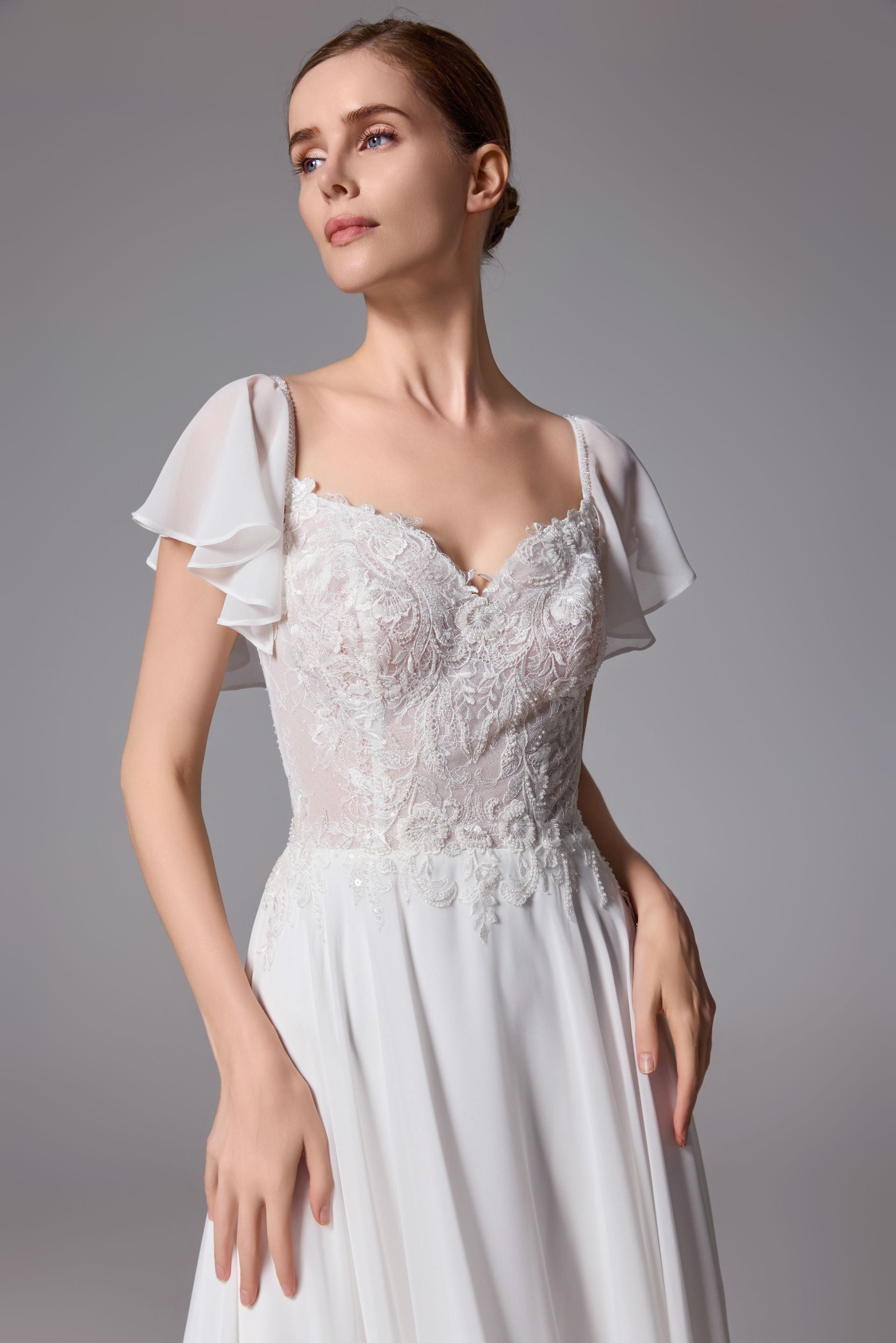 Strandinspiriertes A-Linien-Brautkleid aus Spitze LVS2402