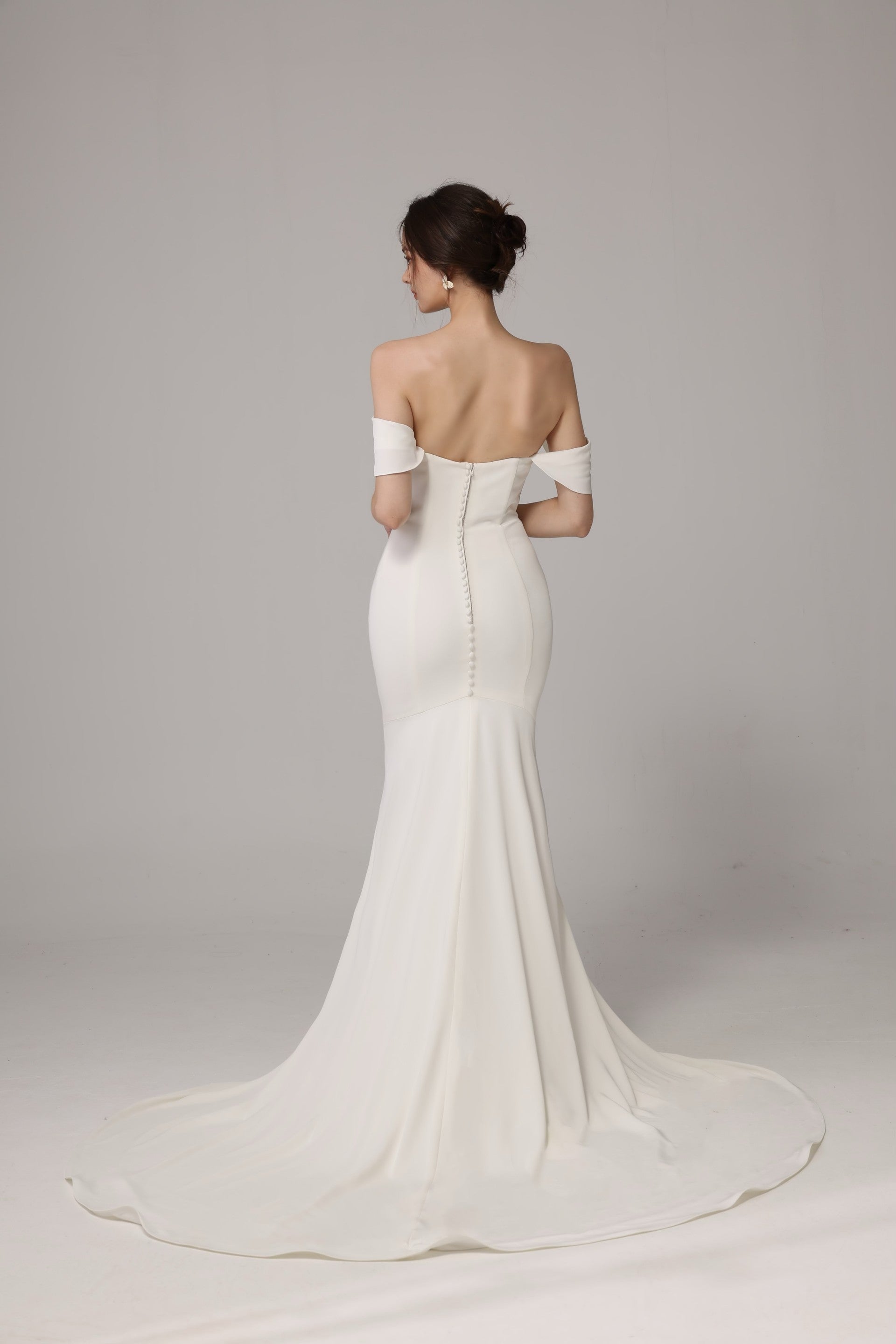 Weiches Satin-Meerjungfrauen-Brautkleid LVB2634