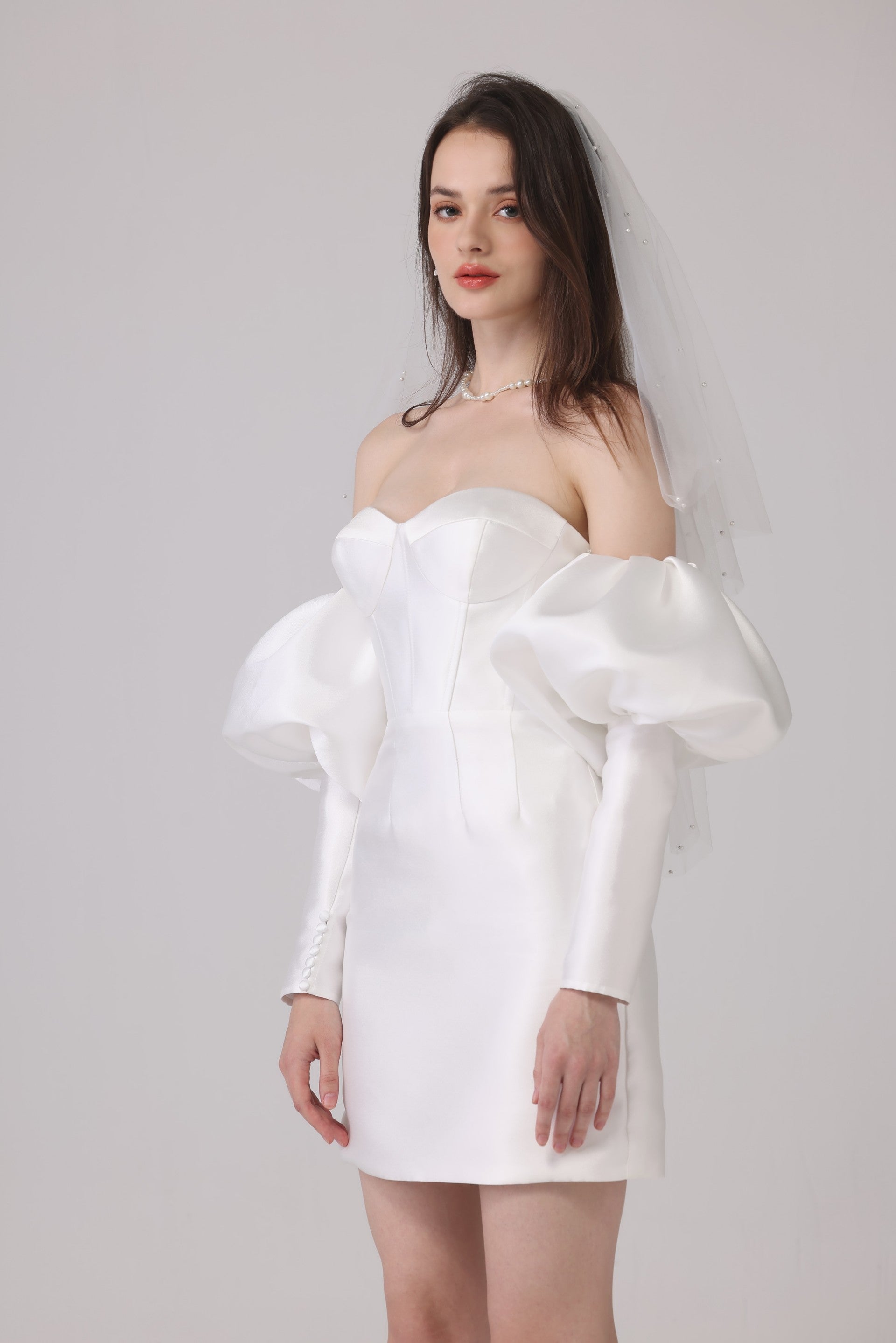 Kurzes Brautkleid LVB2633