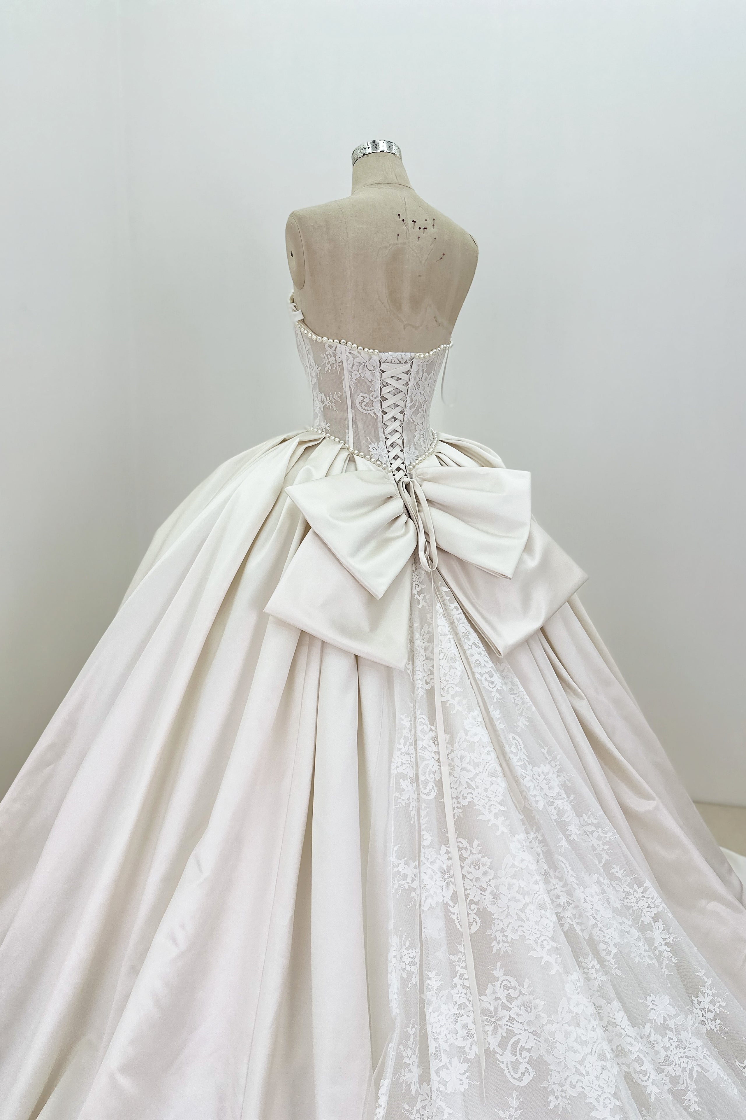 LUXUS SATIN SPITZE BALLKLEID BRAUTKLEID LVB2534