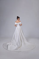 SEXY SATIN-BRAUTKLEID MIT ABNEHMBARER SCHLEPPE LVB2532