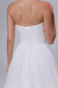 Perlenbesetztes Brautkleid LVB2530