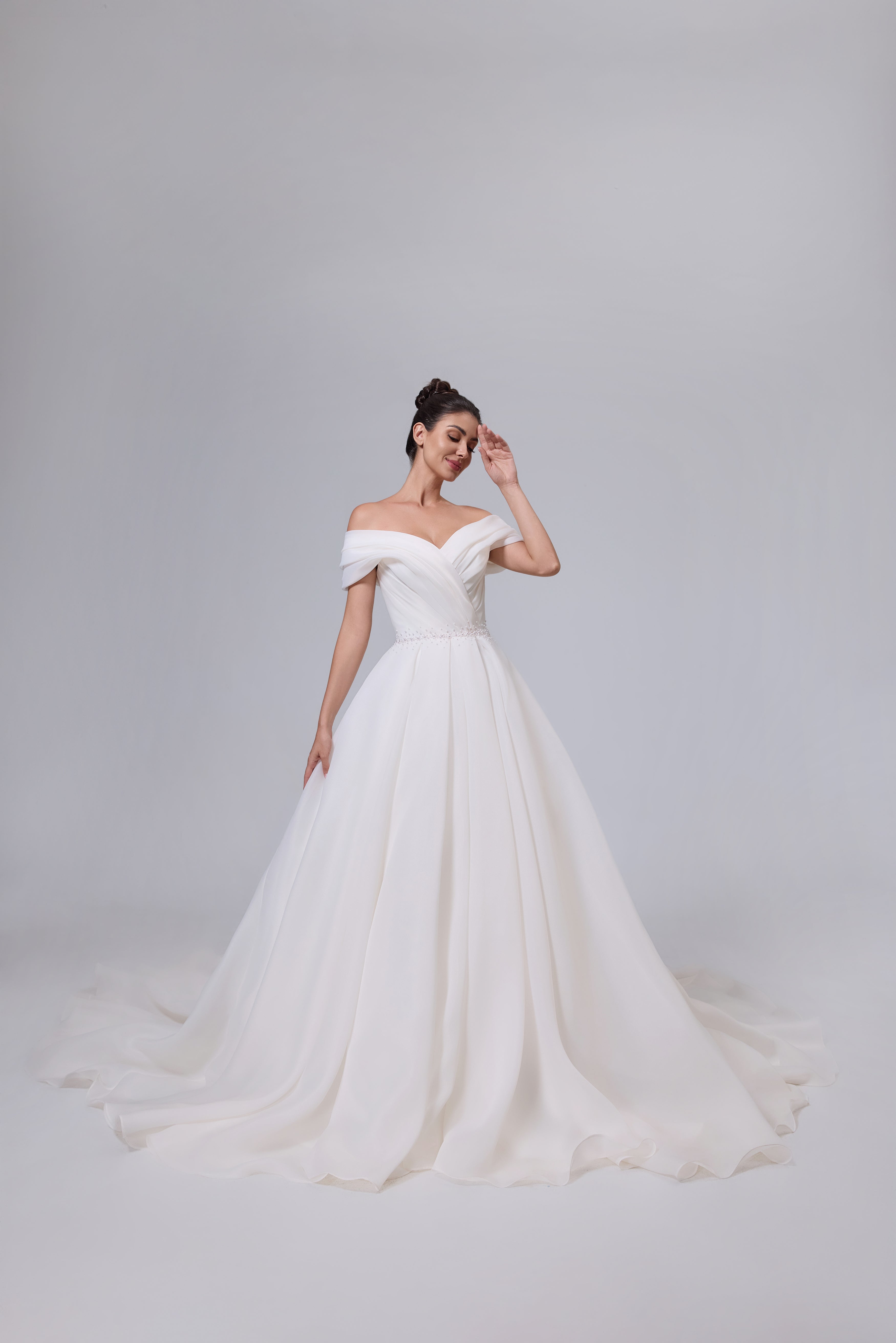 elegantes hochwertiges Organza-Brautkleid LVB2531