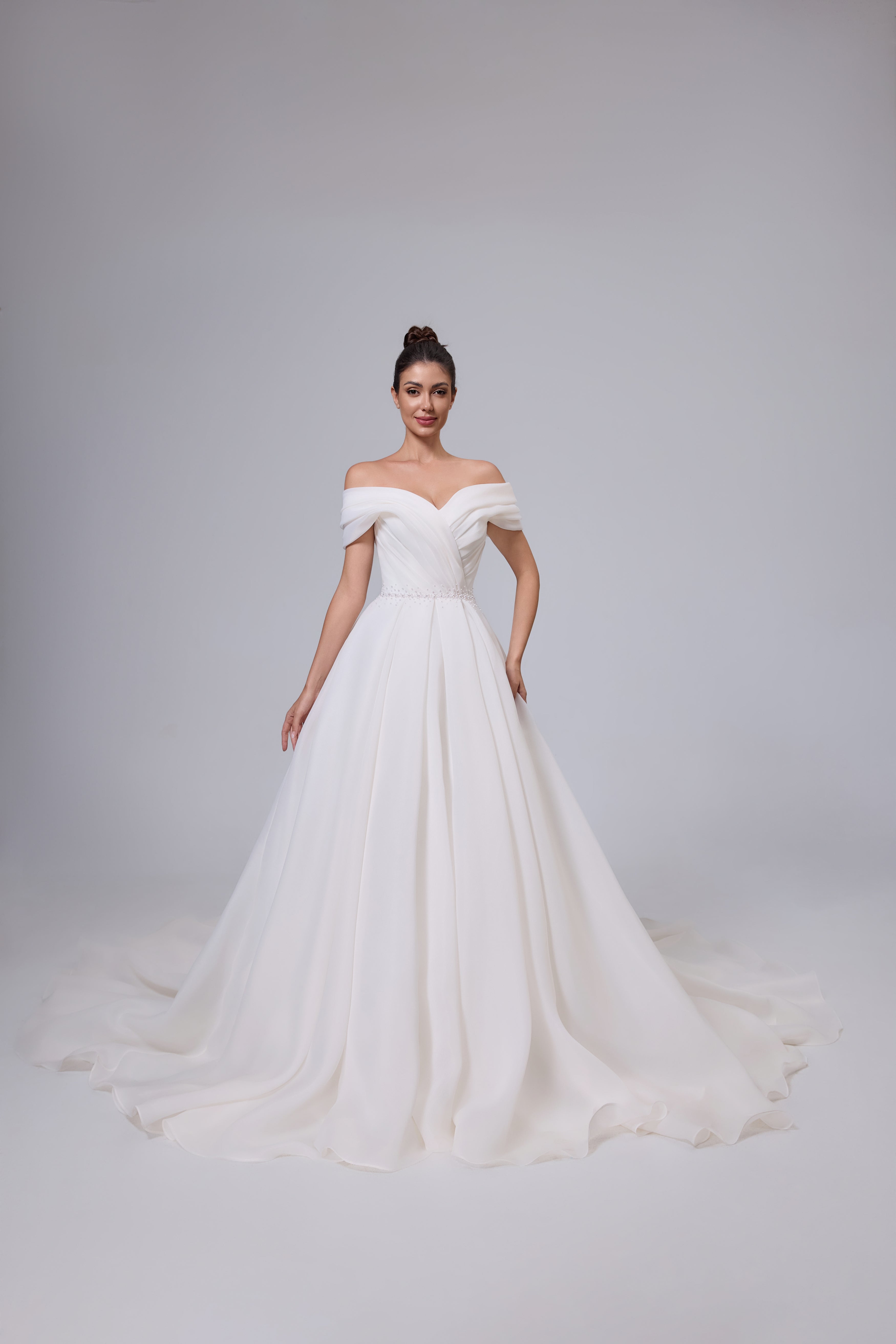 elegantes hochwertiges Organza-Brautkleid LVB2531