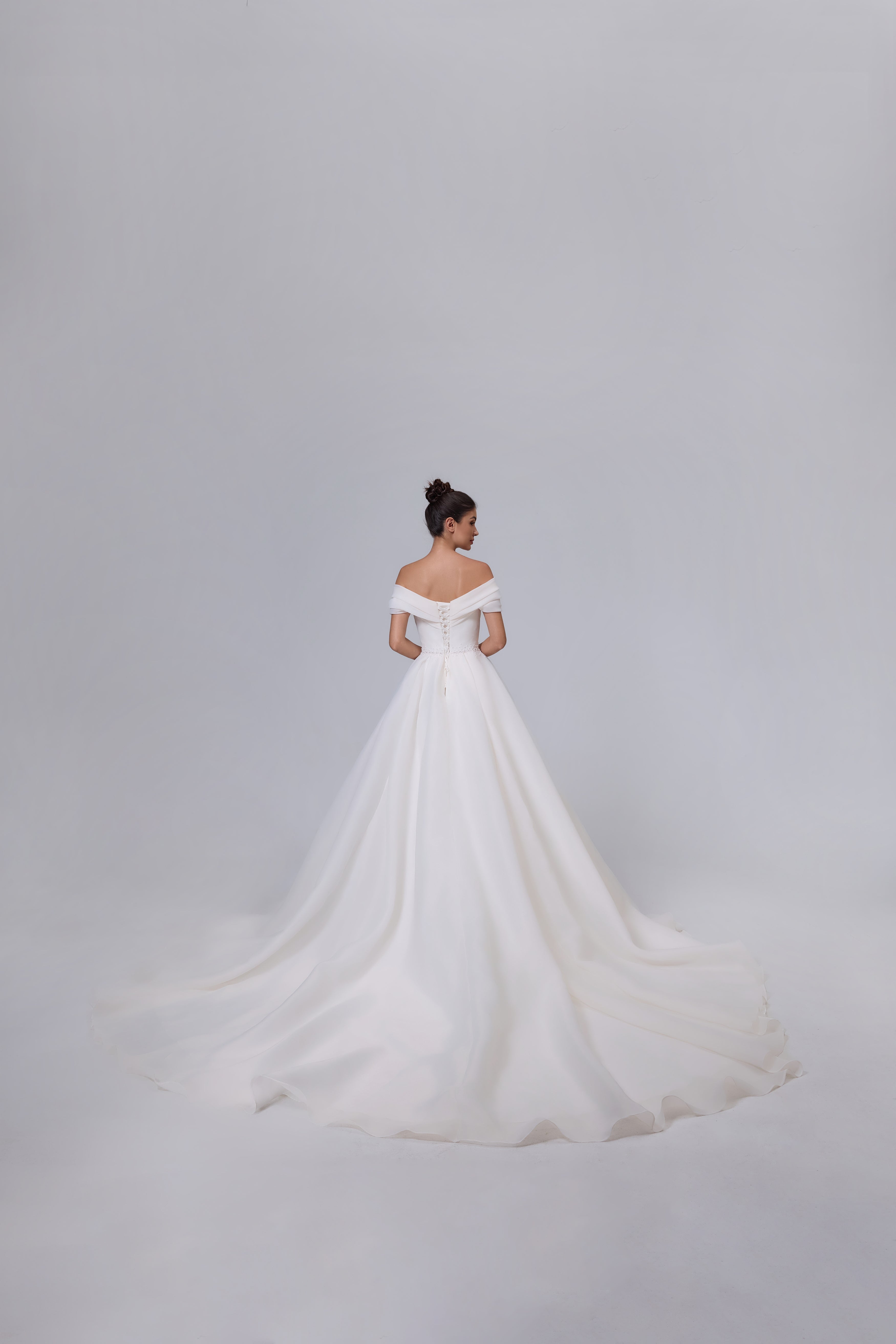 elegantes hochwertiges Organza-Brautkleid LVB2531