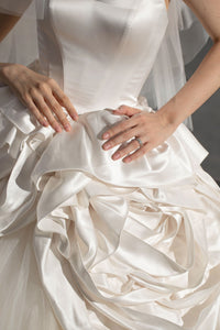 Luxus Ballkleid Brautkleid LWD24110