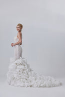 Sexy Illusionsspitze Meerjungfrau Brautkleid mit V-Ausschnitt LVB2606