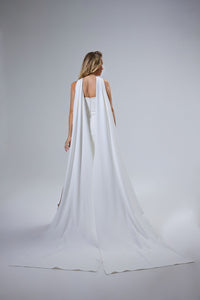 Schlichtes trägerloses Satin-Brautkleid mit Cat-Eye-Ausschnitt LVB2522