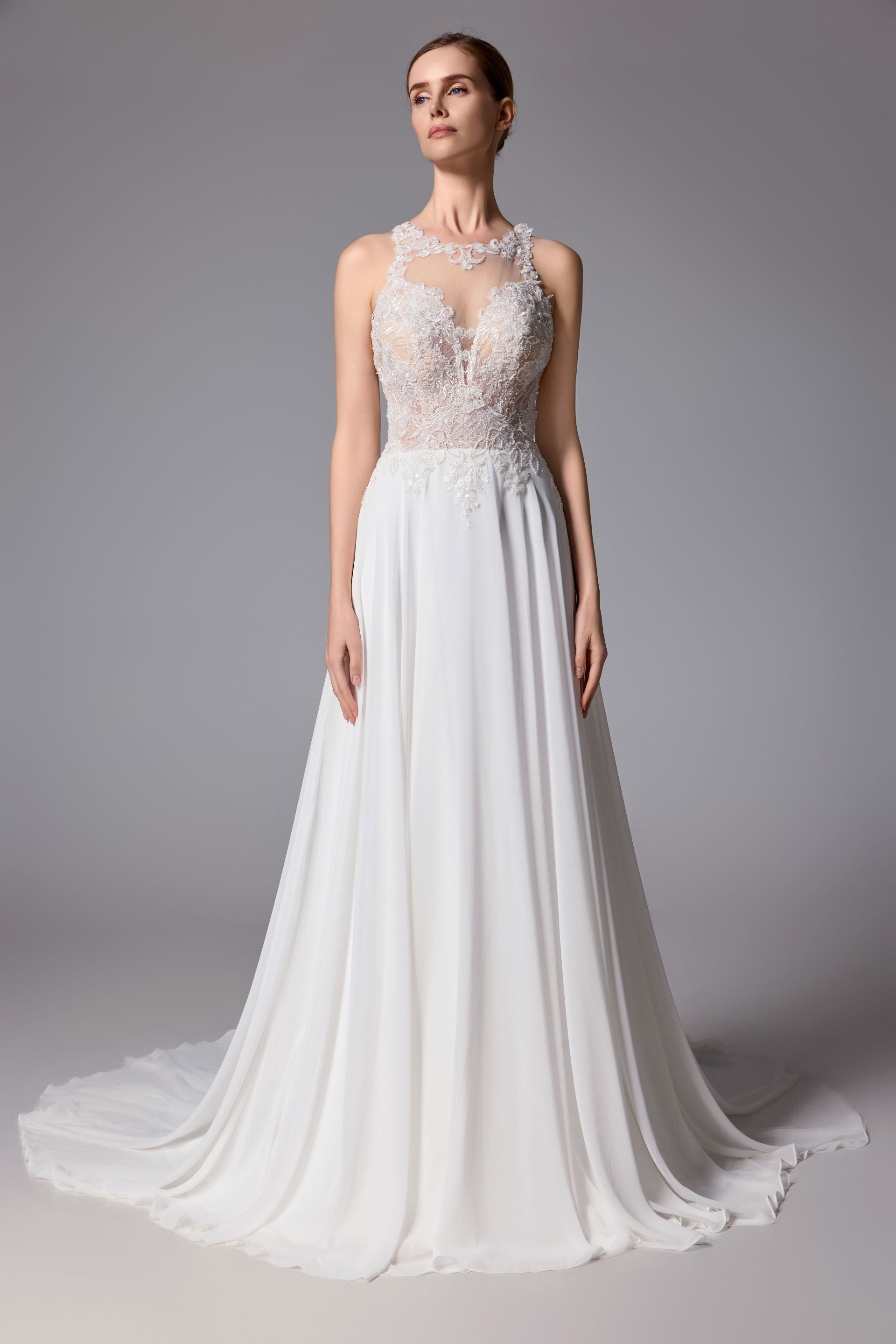 Perlenbesetztes Brautkleid mit offenem Rücken und romantischem Chiffon LVS2404