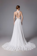 Perlenbesetztes Brautkleid mit offenem Rücken und romantischem Chiffon LVS2404