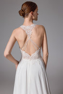 Perlenbesetztes Brautkleid mit offenem Rücken und romantischem Chiffon LVS2404
