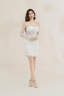 Knielanges Mini-Brautkleid aus Spitze mit abnehmbaren Ärmeln LVB2614