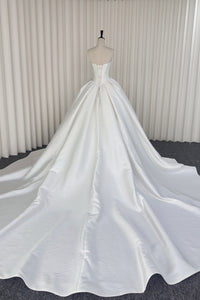 Hochzeitskleid / Brautkleid LVB2708