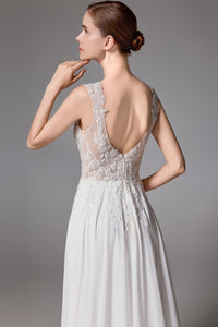 Chiffon-Brautkleid mit floralem V-Ausschnitt und sexy V-Rücken LVS2409
