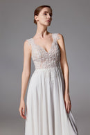 Chiffon-Brautkleid mit floralem V-Ausschnitt und sexy V-Rücken LVS2409