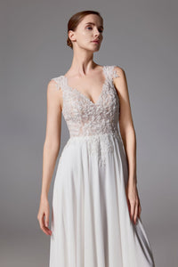Chiffon-Brautkleid mit floralem V-Ausschnitt und sexy V-Rücken LVS2409