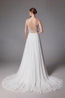 Rückenfreies Brautkleid mit romantischem Chiffonrock und oberschenkelhohem Schlitz LVS2403