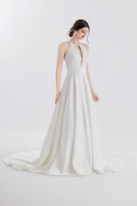 Designer-Brautkleid aus Satin LVB2611