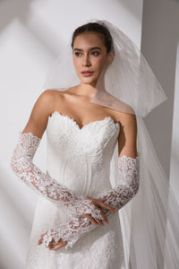 Alles-inklusive-Paket: Brautkleid, Schleier, Handschuhe aus Spitze - Limitierter Sonderpreis LVB2701