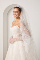 Komplett Paket: Spitzenbrautkleid+Schleier+Handschuhe+abnehmbare Ärmel+Haarschmuck zum Sparpreis LVB2702