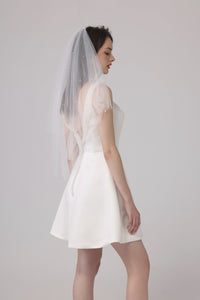 Kurzes Satin-Brautkleid LVB2660