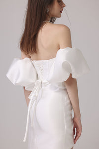 Kurzes Mini-Brautkleid LVB2632